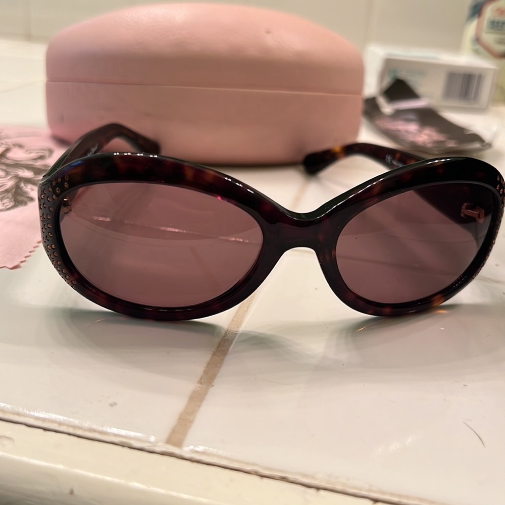 Shades of Couture sunglasses - Picture 6 of 6